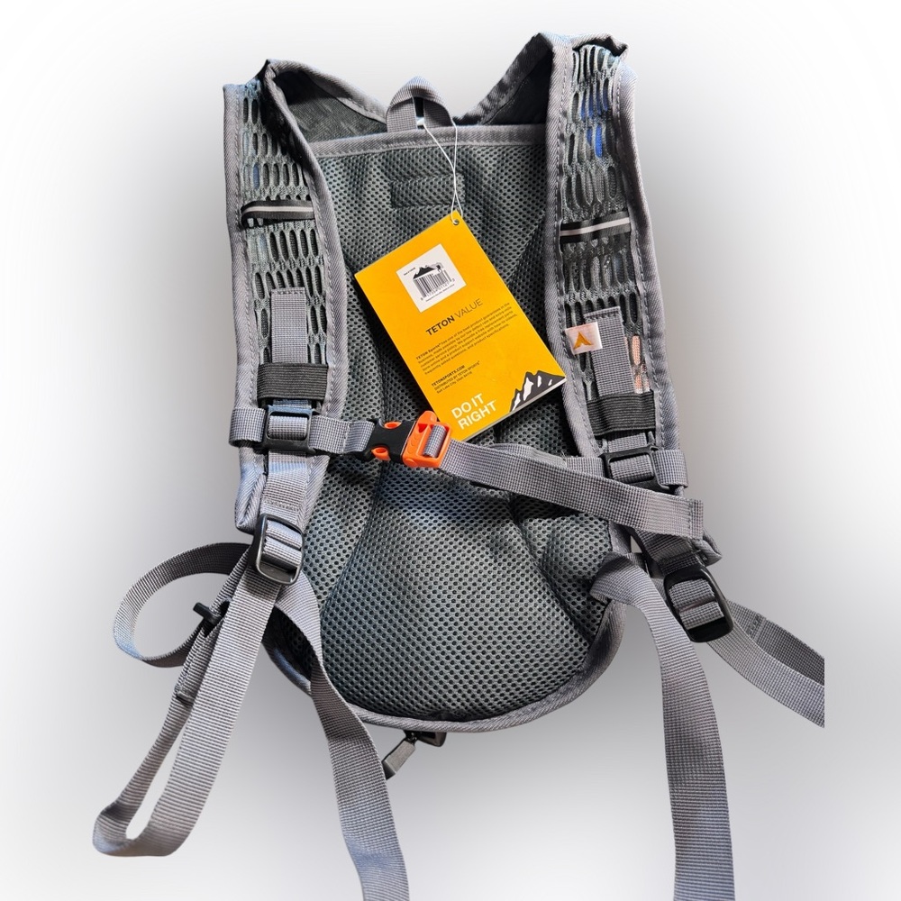 TETON Sports 2L Trailrunner 20 Adventure Hydration Pack Carrier Blue/Gray NWT - Picture 2 of 12